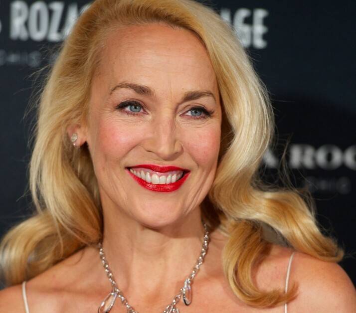 Джерри Холл, 64 года