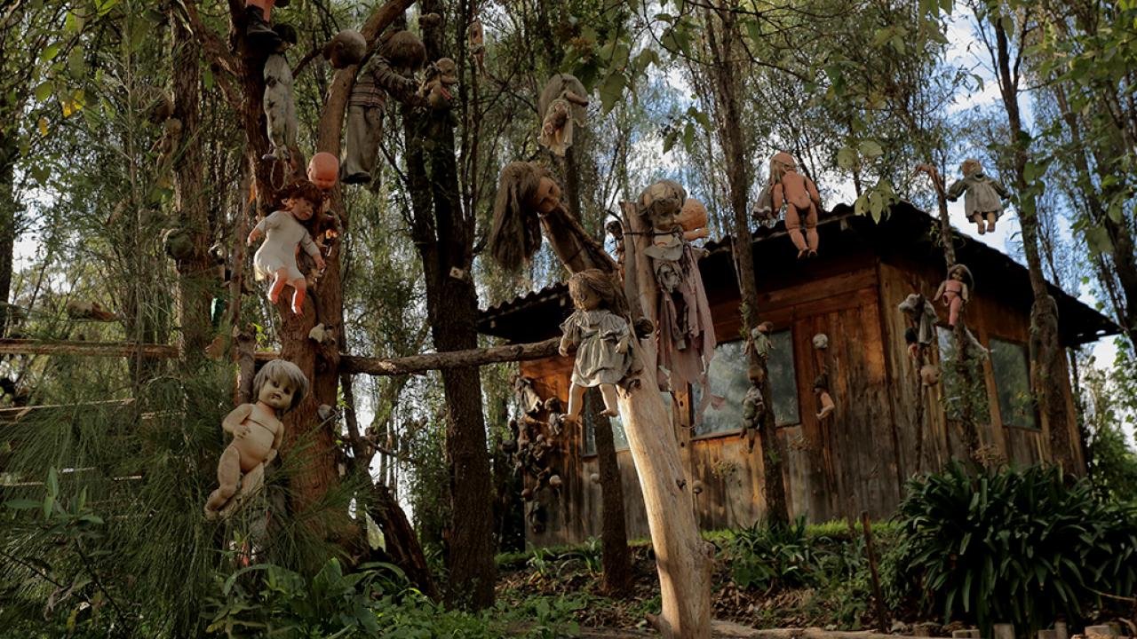 Island of Dolls, Mexico