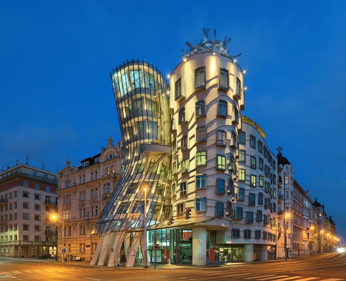 The Dancing House, Prague