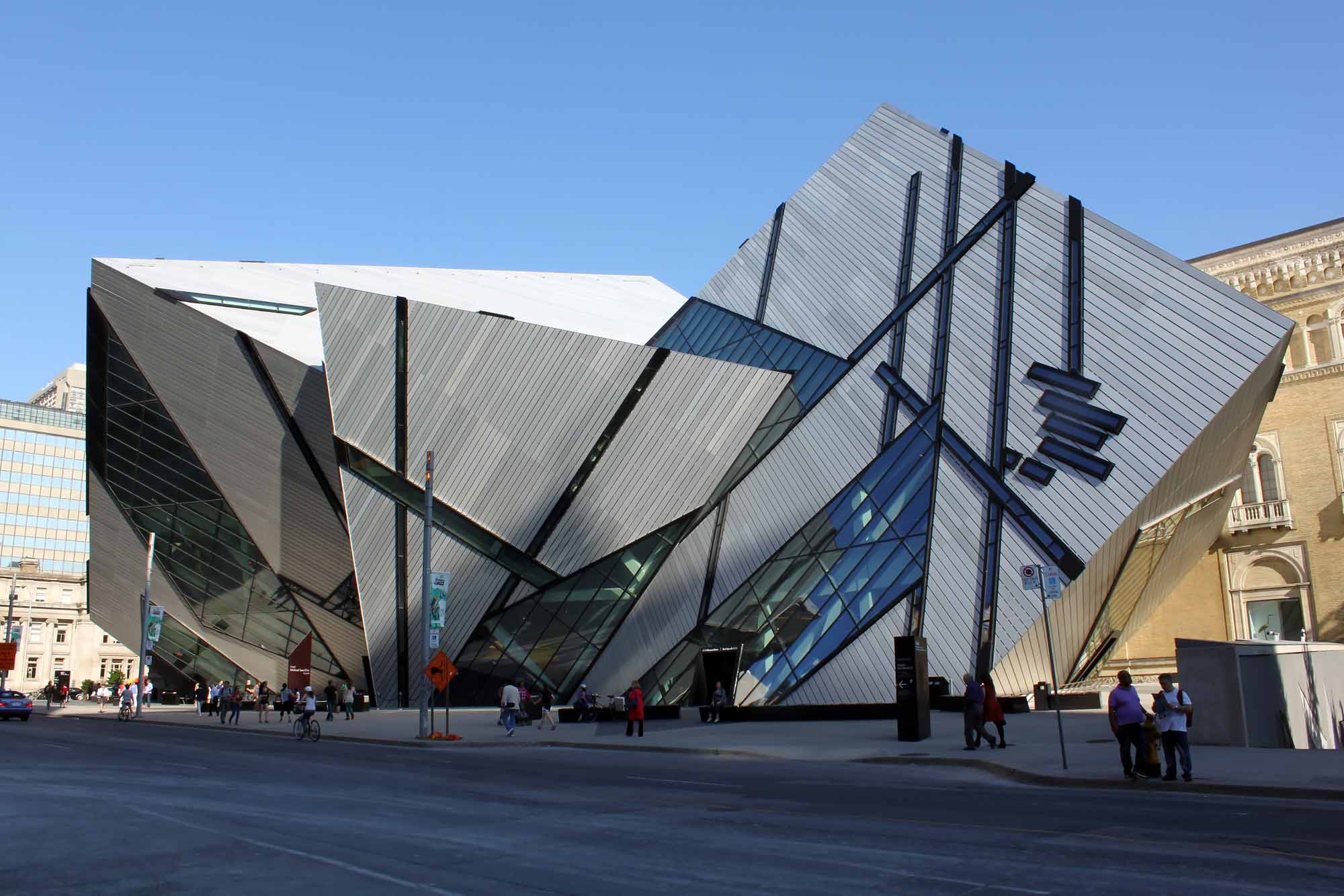 ROM — Royal Ontario Museum (Toronto, Ontario)