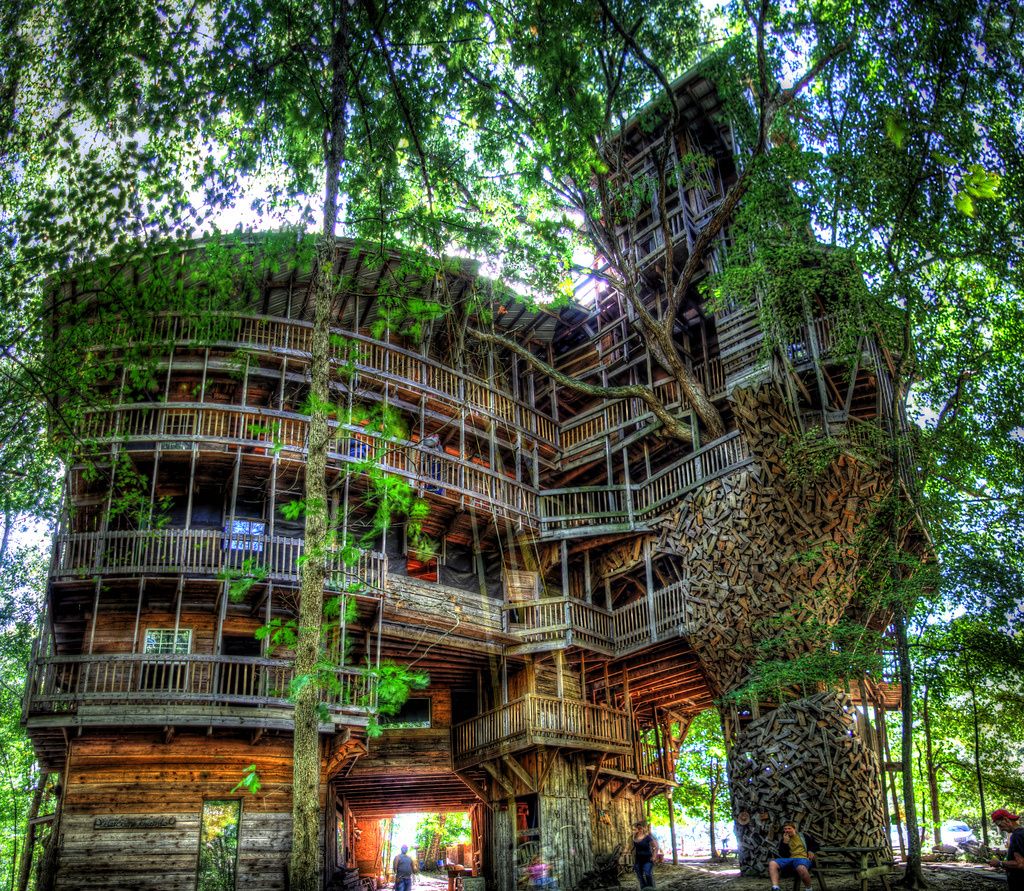 Minister’s Treehouse