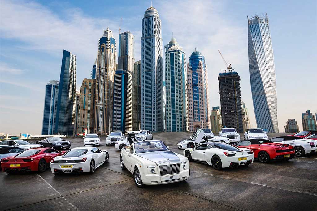 Luxury Cars in Dubai Lifestyle